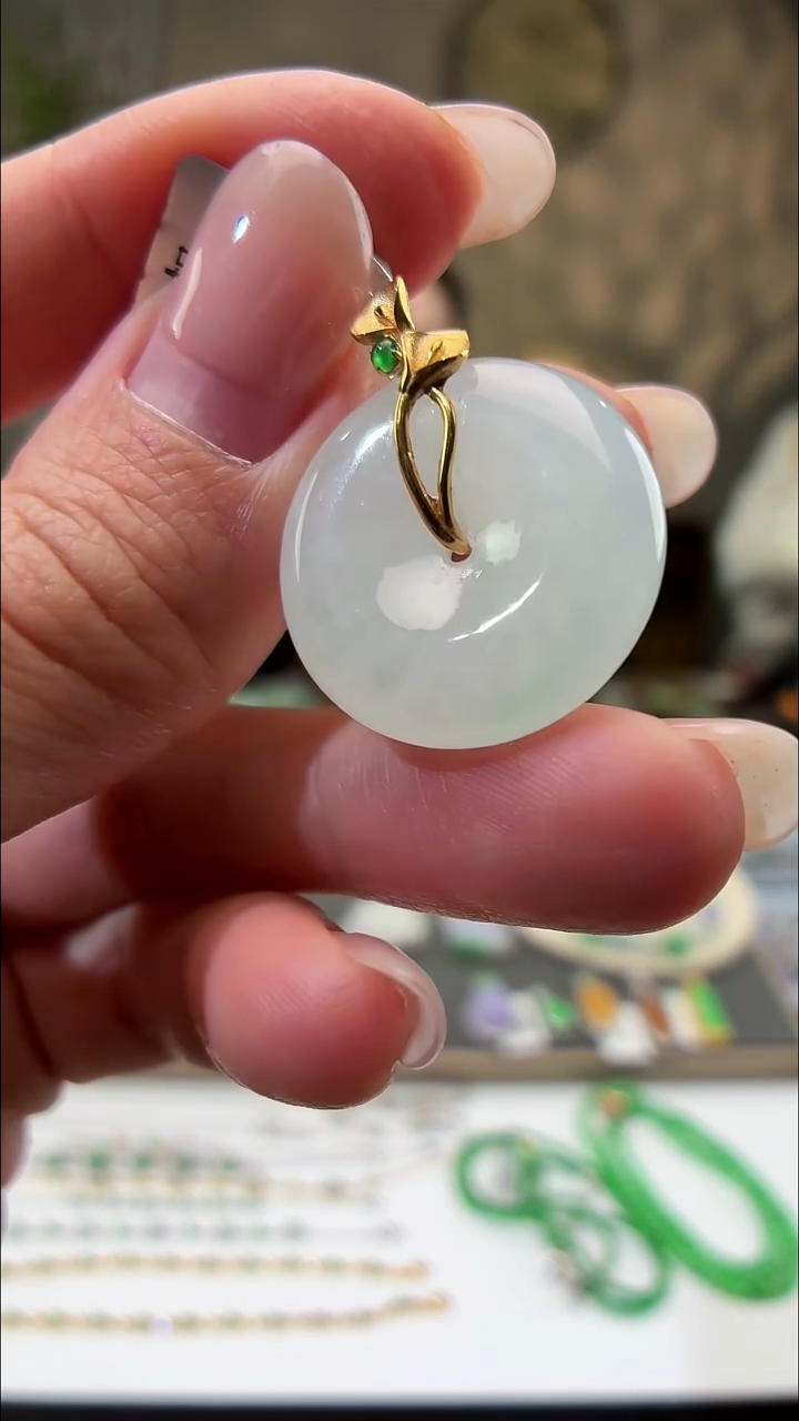 吊坠(不含链)18K金镶嵌翡翠平安扣