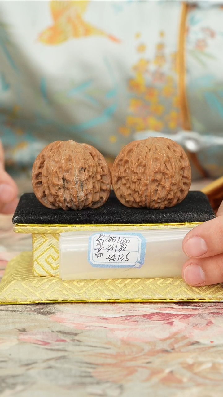 【闪购商品】文玩核桃把件磨盘