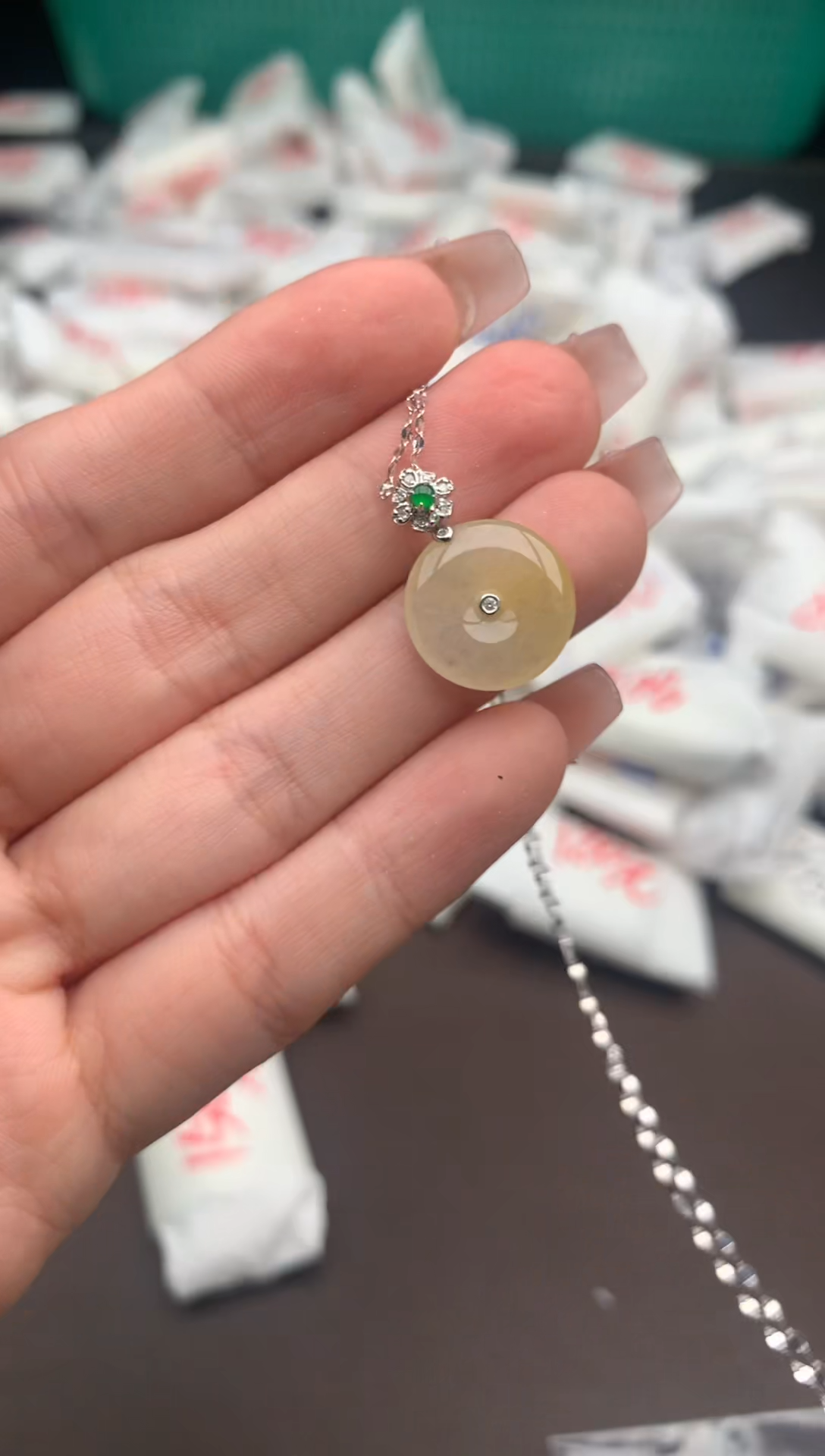 【闪购商品】翡翠挂件18K金镶嵌一