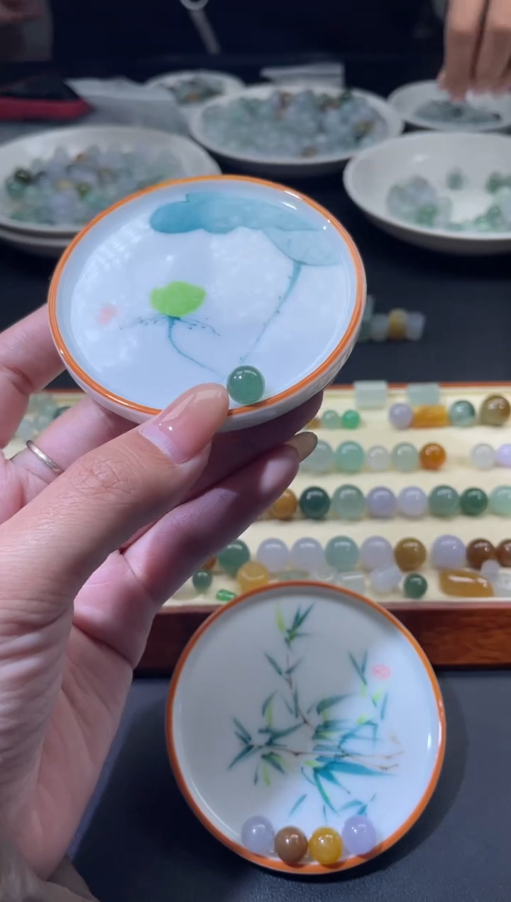 未镶嵌定制翡翠?****_翡翠毛货