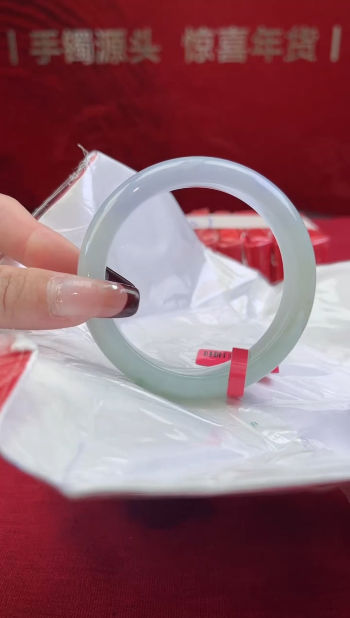 【闪购商品】翡翠手镯未镶嵌翡翠手镯5