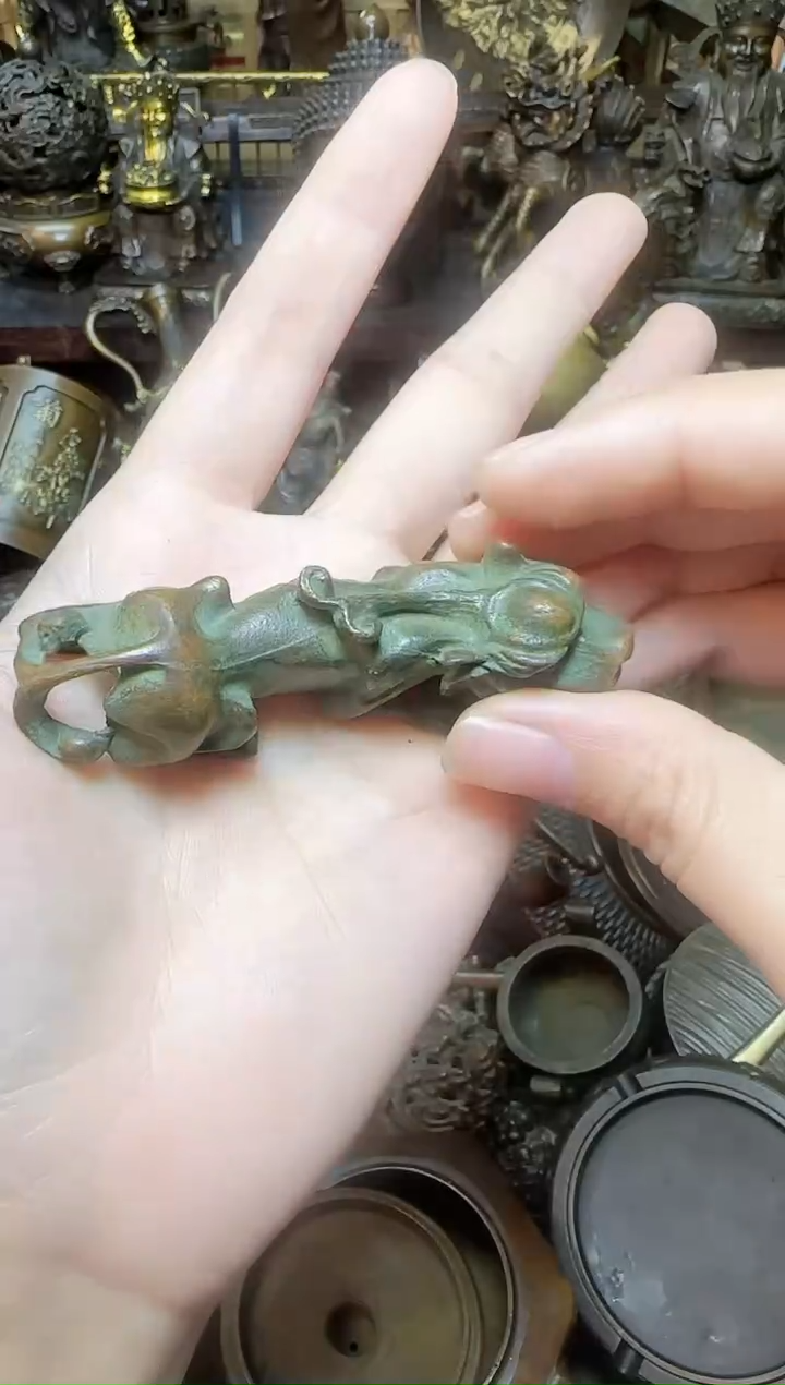 铜器摆件铜器摆件
