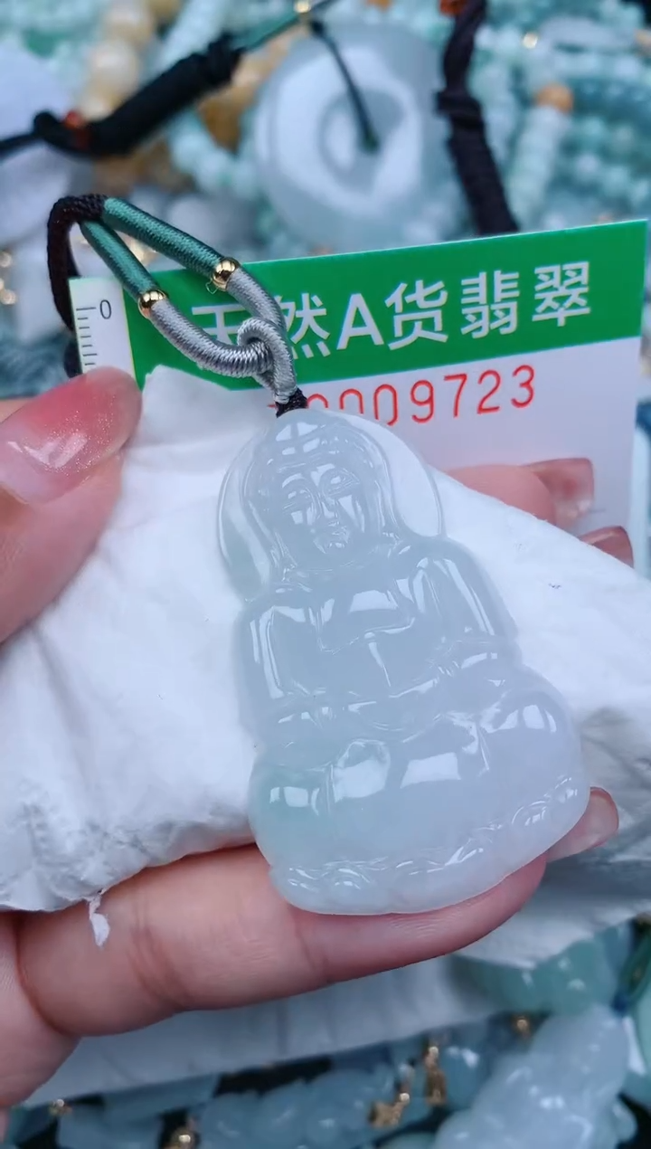 【闪购商品】翡翠颈饰未镶嵌.0009723