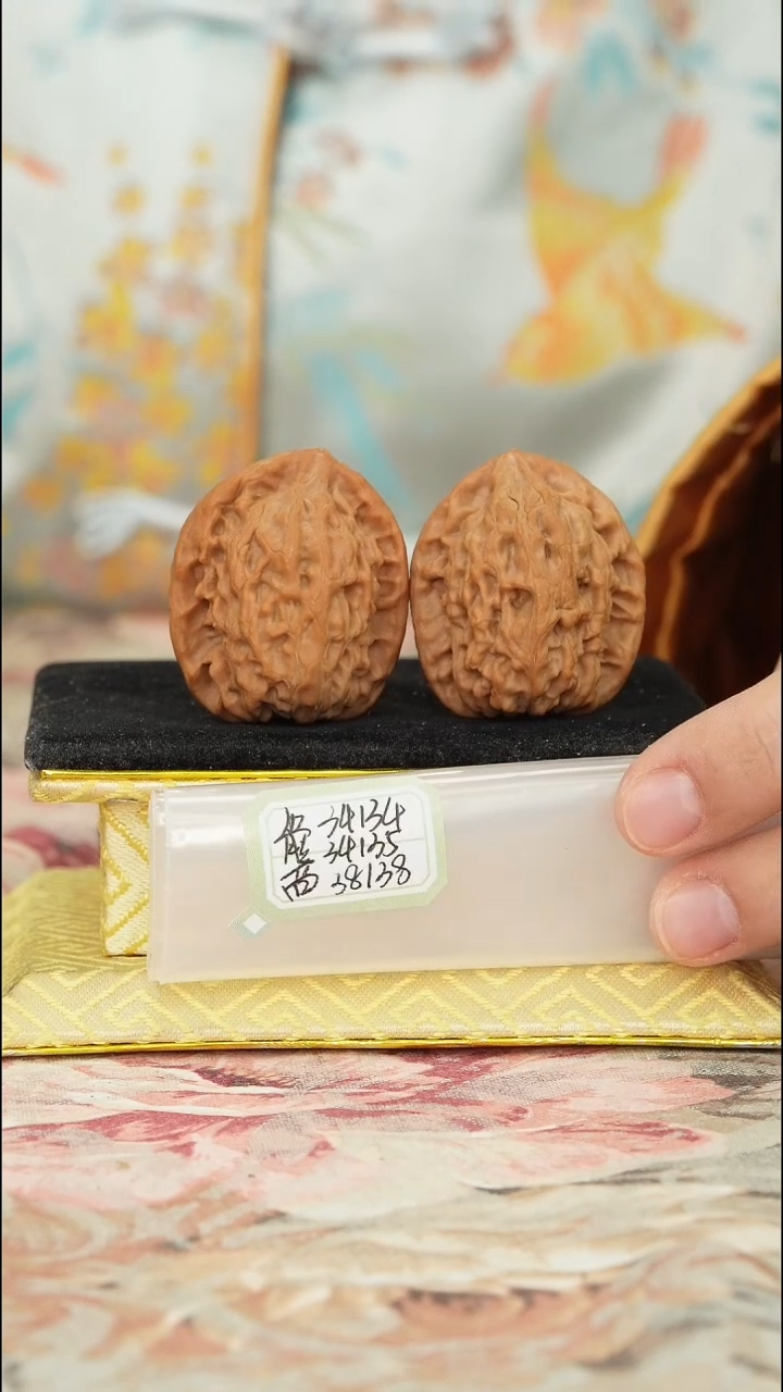 【闪购商品】文玩核桃把件非嫁接北京