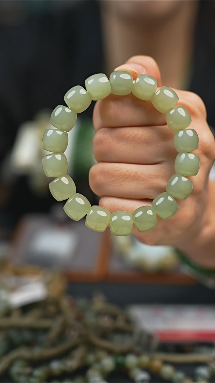 颈饰未镶嵌和田玉拍一发一