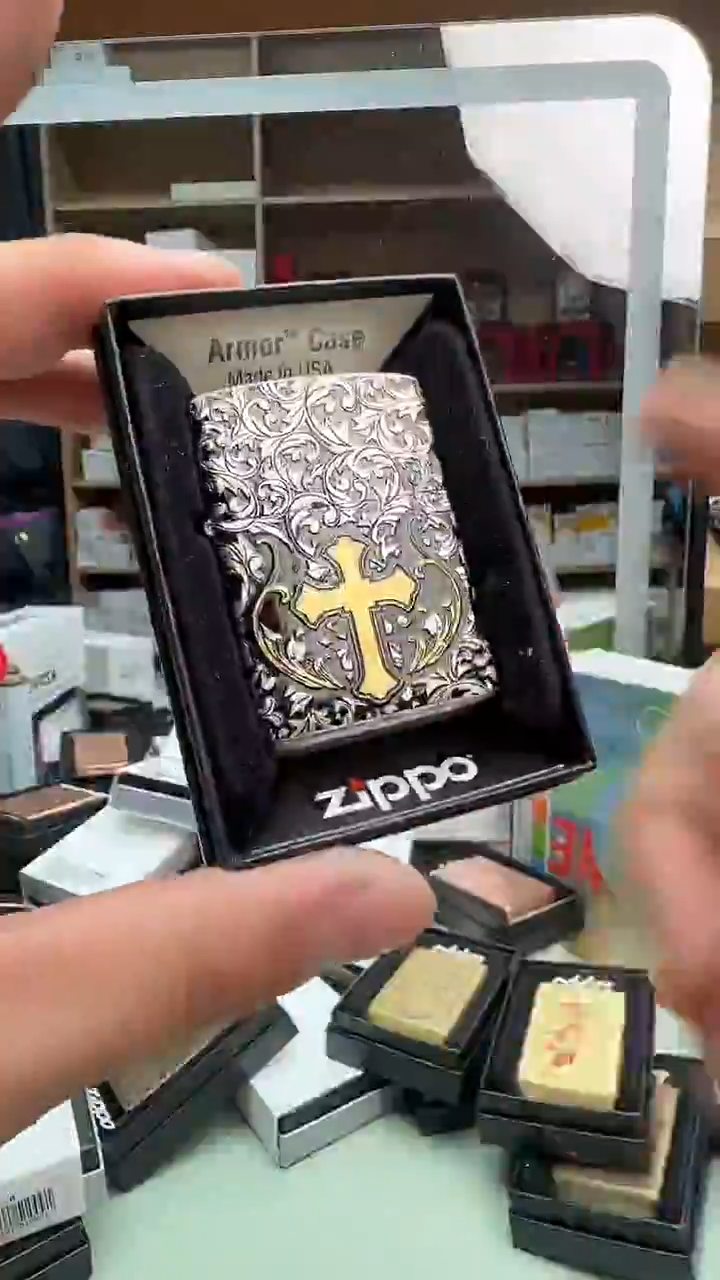 Zippo打火机唐草十字架