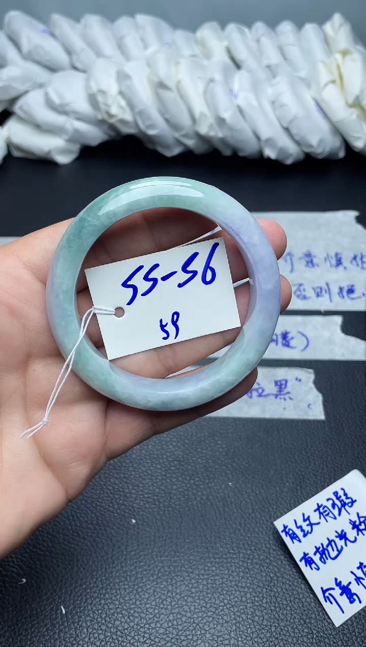 翡翠手镯未镶嵌58
