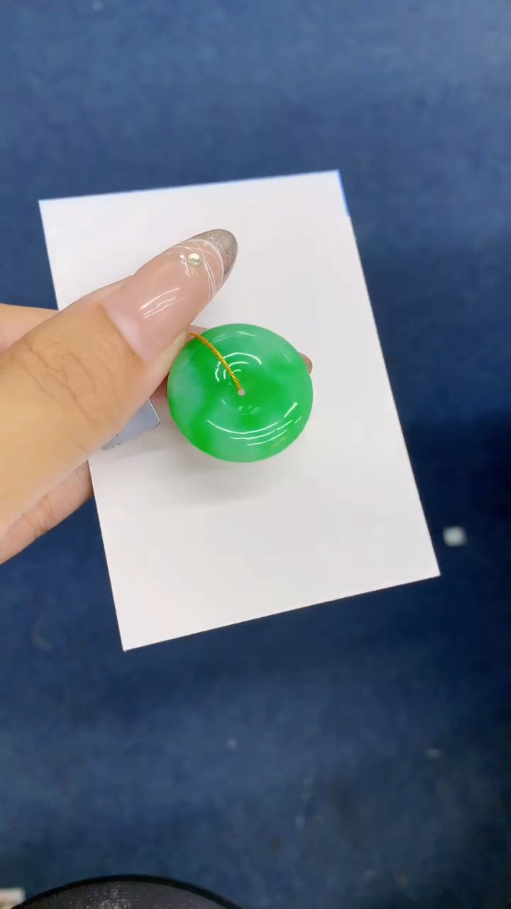 颈饰未镶嵌翡翠1