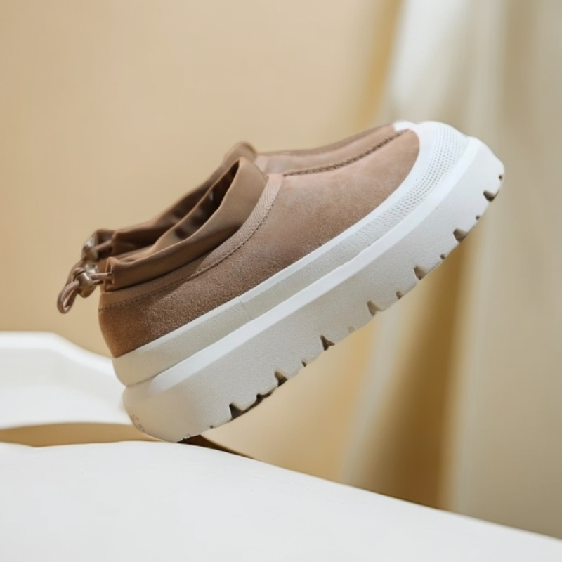 2025新款王一博同款情侣时尚雪地靴羊皮毛一体加绒加厚保暖