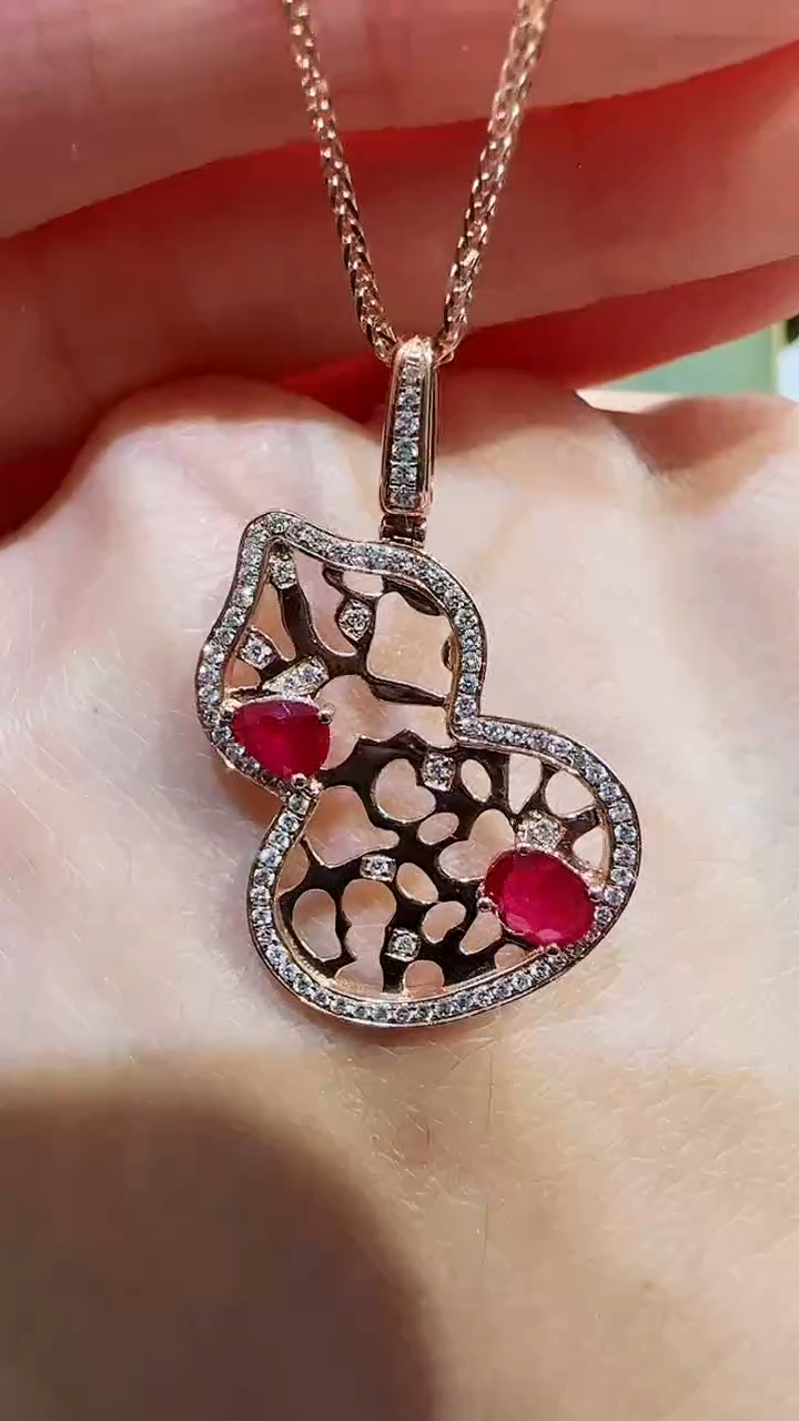 【闪购商品】钻石吊坠(不含链)18K金镶嵌18K金钻石葫芦吊坠