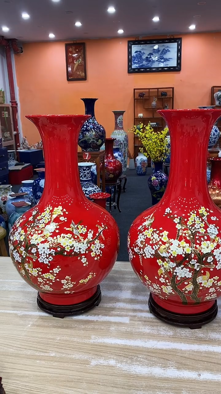 摆件2个150件红底时时报喜赏瓶+旋转底座