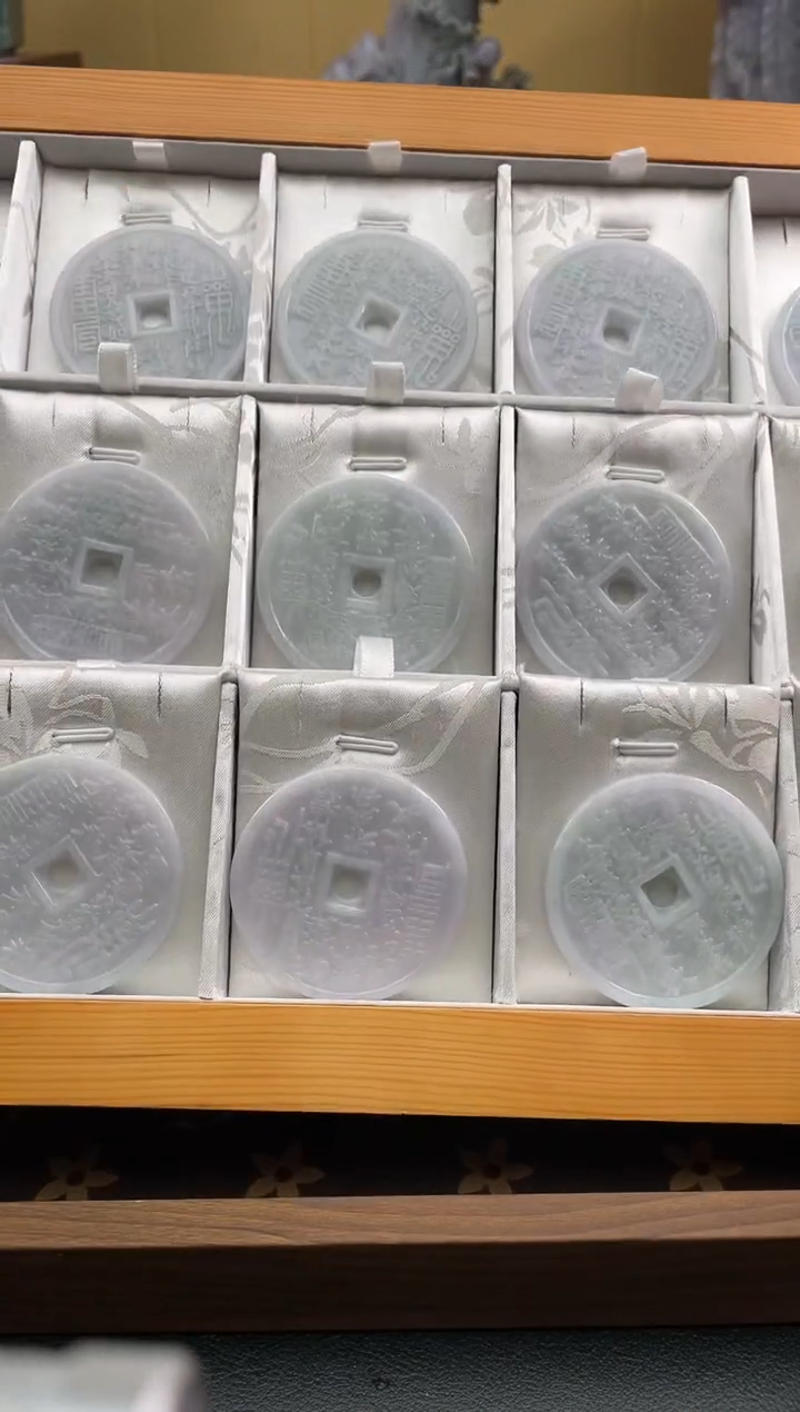 颈饰未镶嵌翡翠25/12/10/.72山鬼多样性发货，发其一