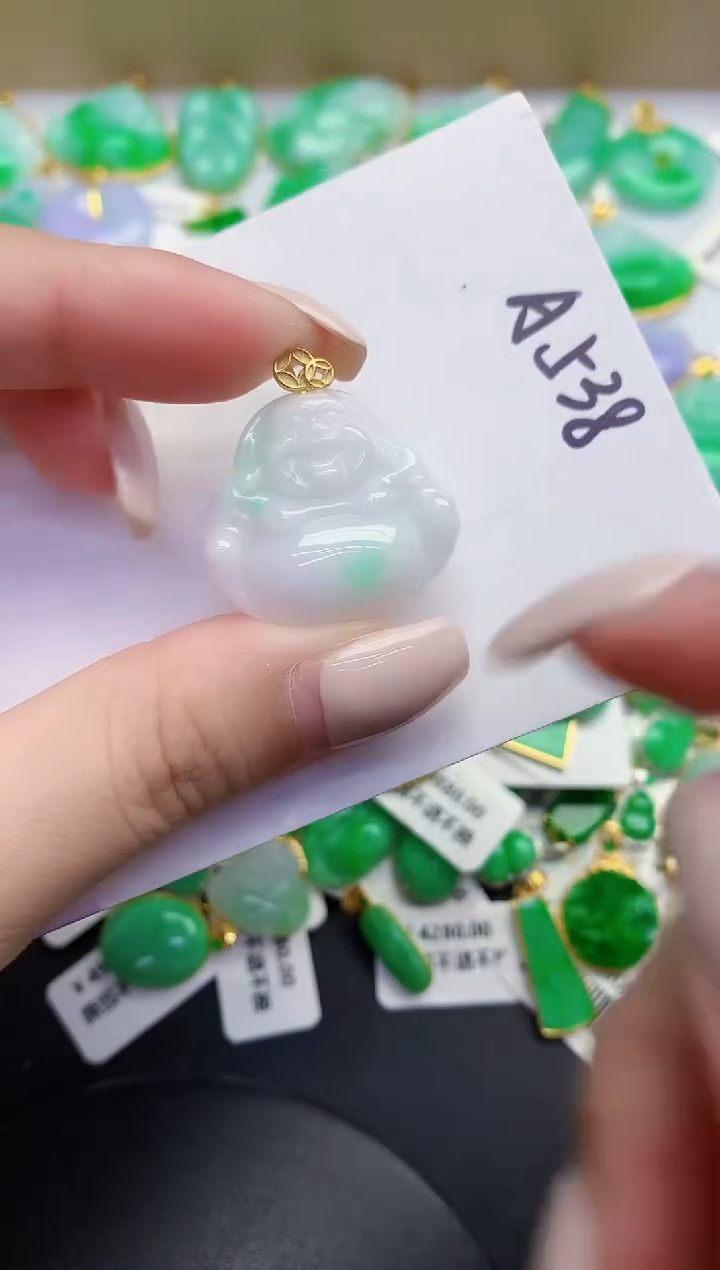 颈饰未镶嵌翡翠缅甸天然翡翠A货