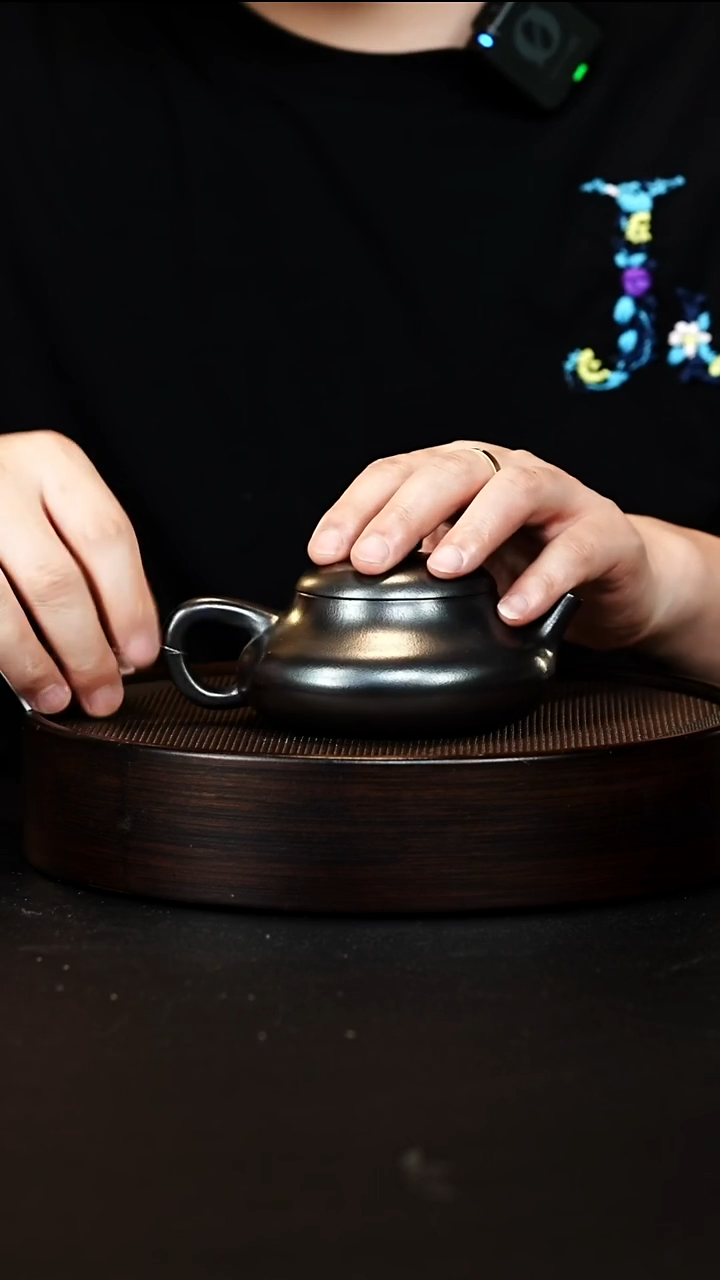 茶壶紫砂宜兴紫砂壶h23875