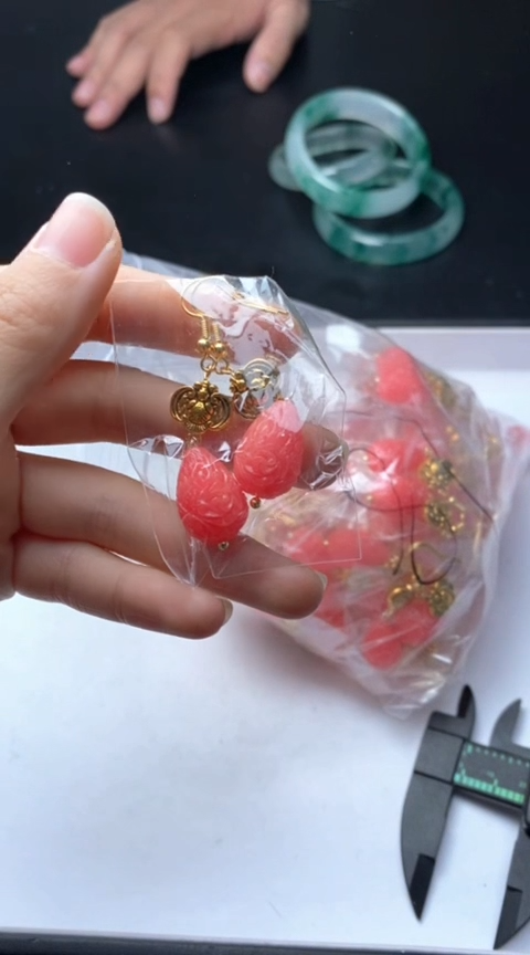 所见即所得158耳钩一对