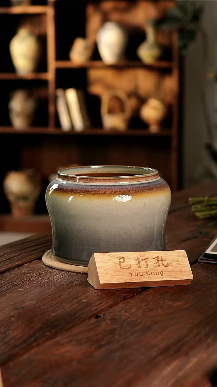 摆件2-111高18口18误差2已打孔