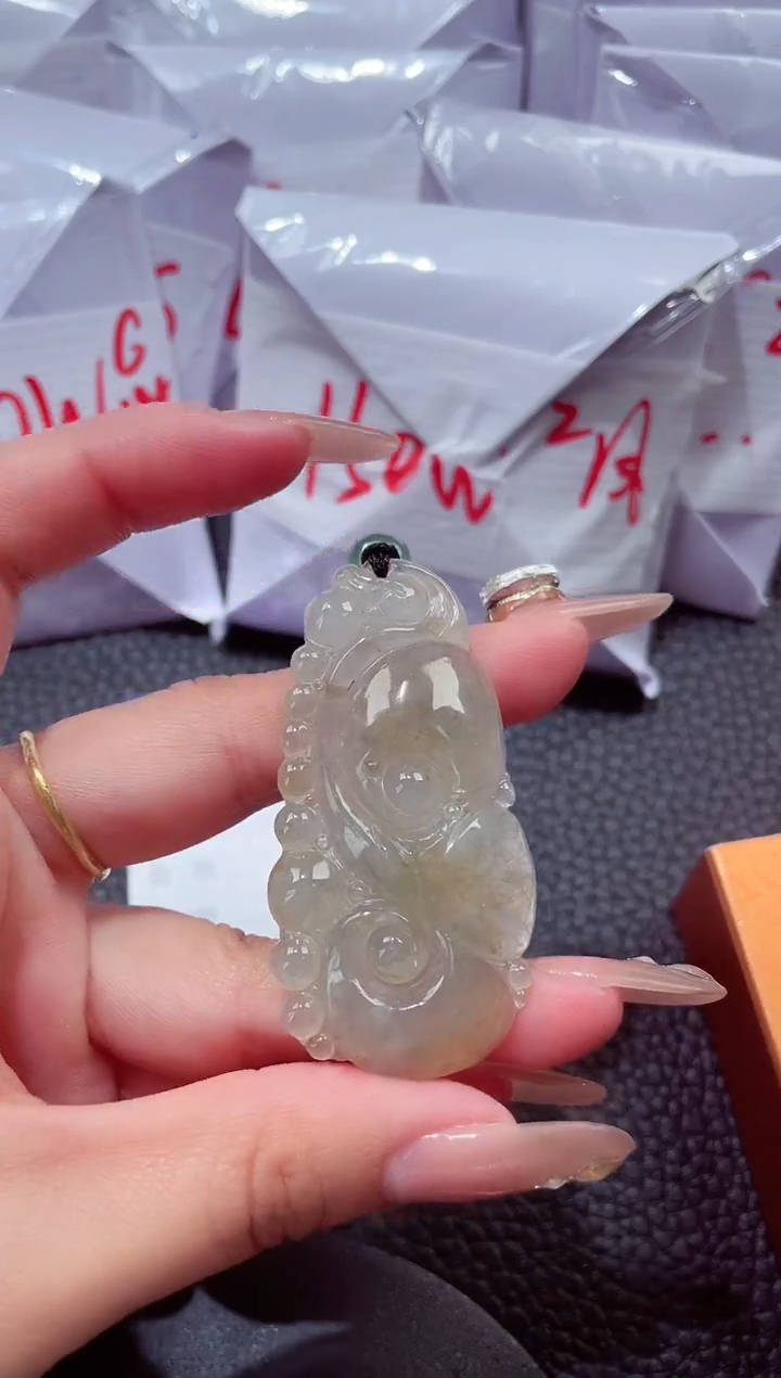 颈饰未镶嵌翡翠00000002