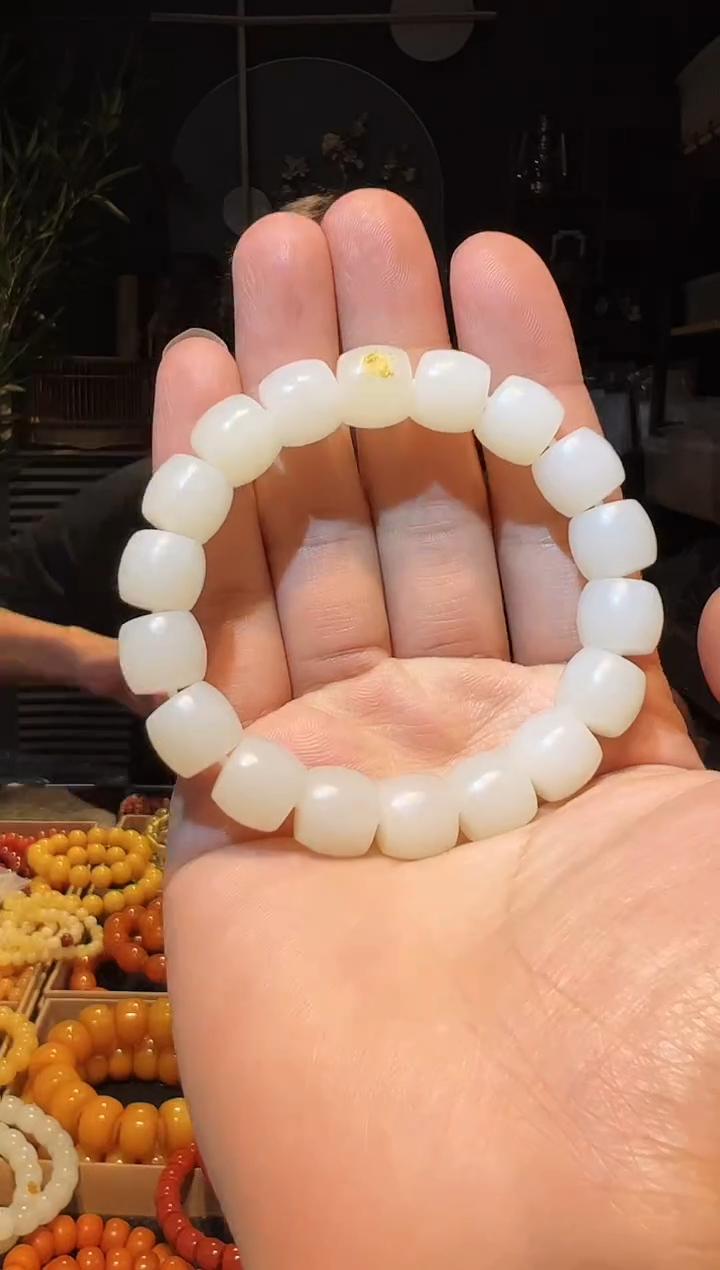 手串未镶嵌和田玉12+单圈