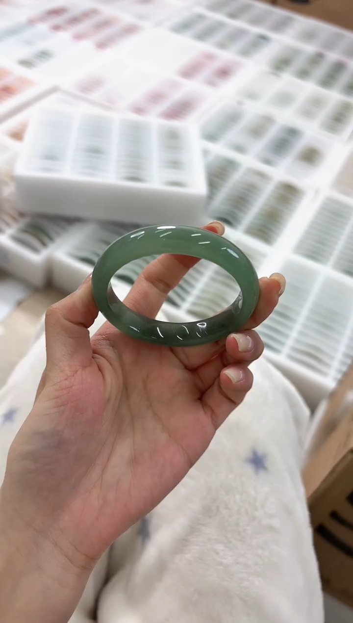 未镶嵌手镯石英质玉162-52D