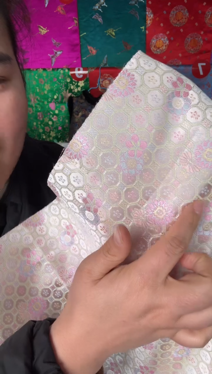 混纺小布头1单40公分长，满18元包邮，新疆西藏不发货