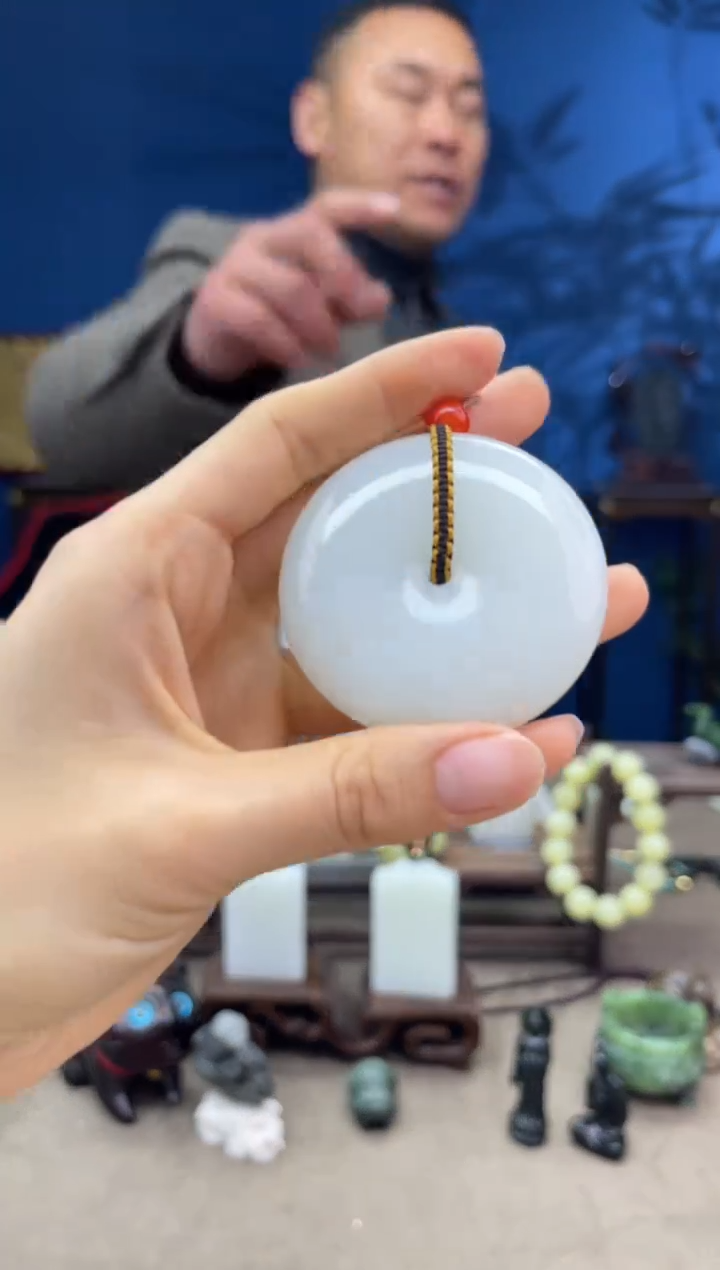 【闪购商品】和田玉颈饰未镶嵌1