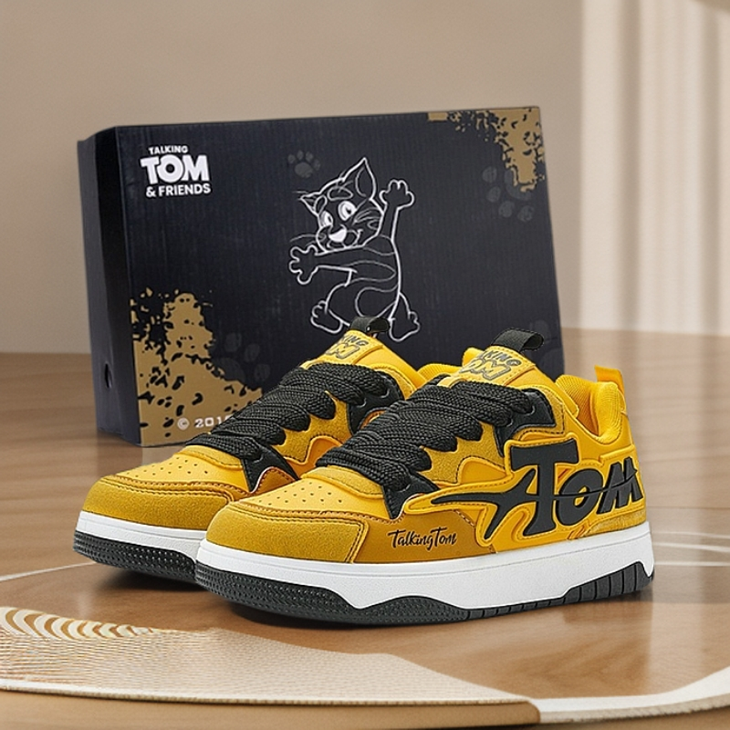 汤姆猫春季百搭休闲牛仔鞋板鞋男款爆款秋季高颜值小众子鞋面包鞋