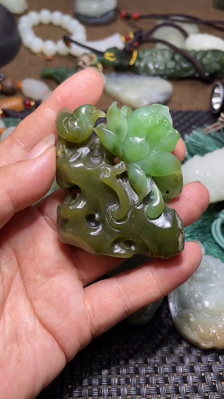 未镶嵌和田玉把件1