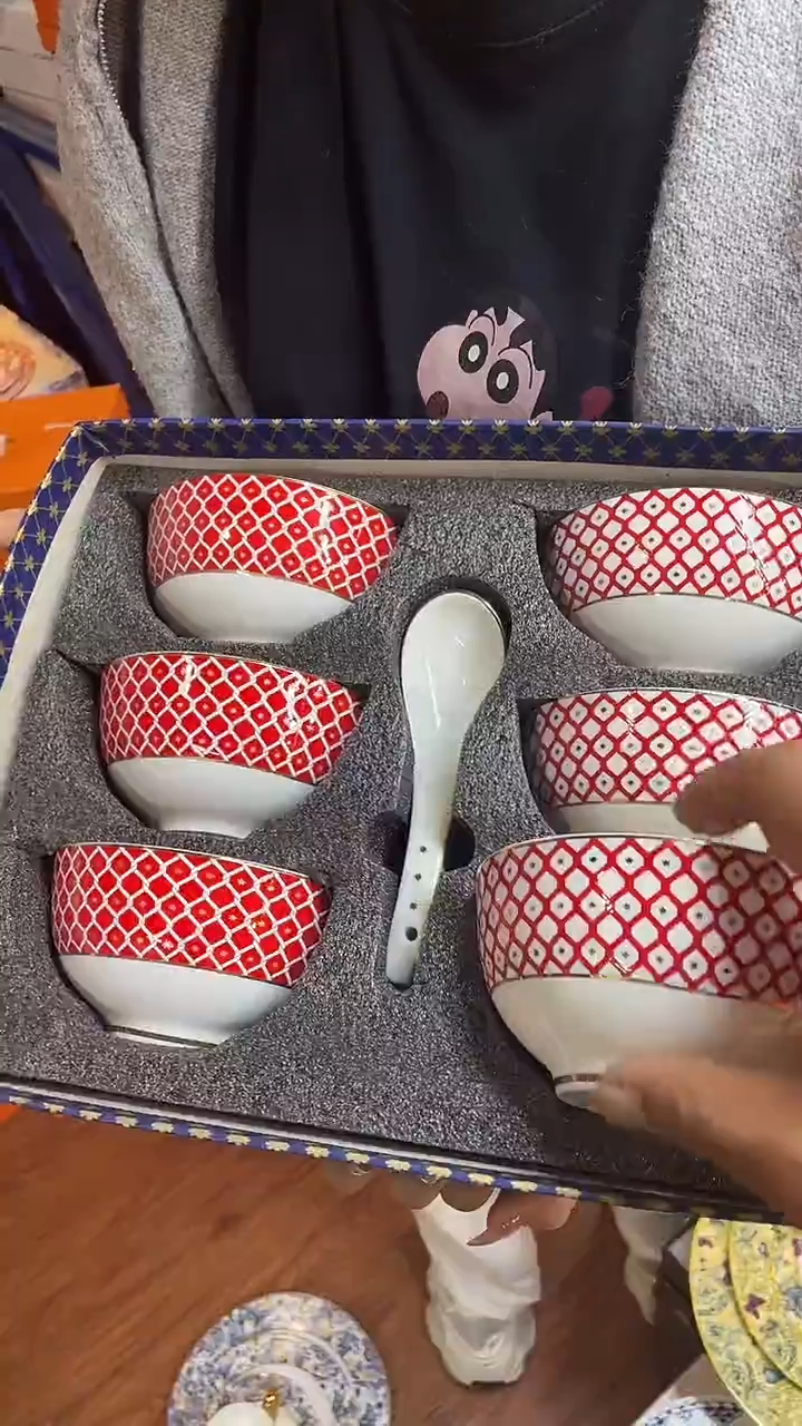 杯鸿辉家品牌瓷器，京东包邮！