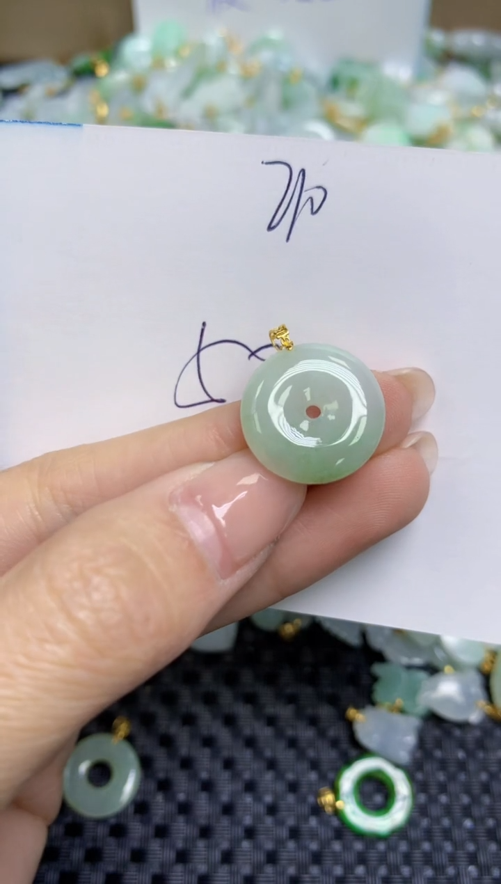 【闪购商品】翡翠颈饰18K金镶嵌天然缅甸A货翡翠