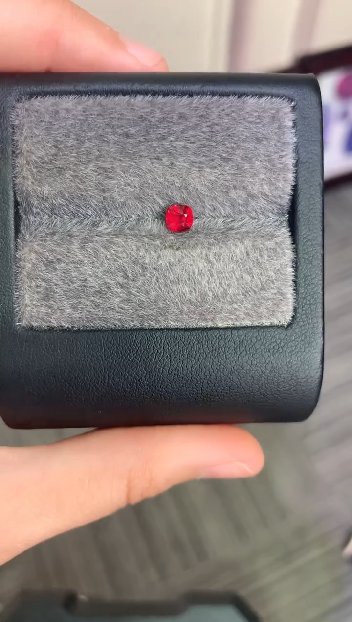 【闪购商品】定制尖晶石裸石未镶嵌枕型 绝地 0.50ct