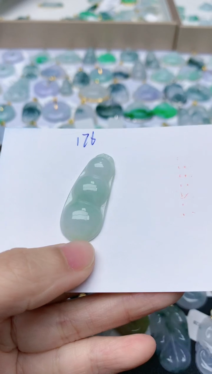 【闪购商品】翡翠颈饰未镶嵌天然翡翠A货    