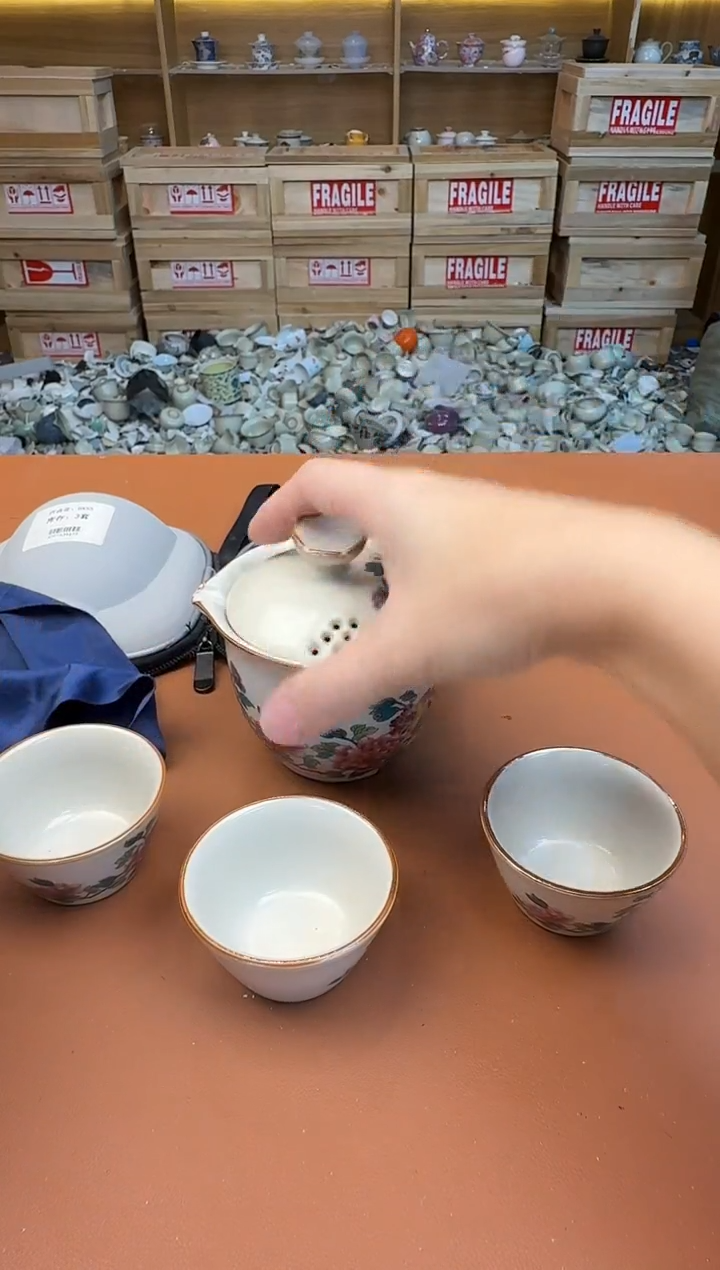 旅行有些茶具有瑕疵介意勿拍，库存清货都是孤品亏本卖