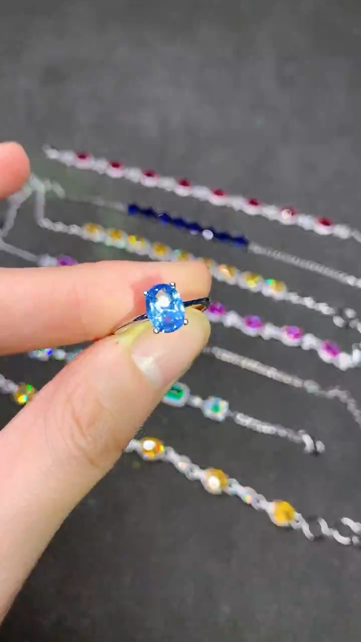 【闪购商品】海蓝宝石戒圈银S925镶嵌....