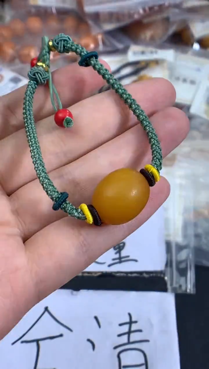 蜜蜡未镶嵌珠宝奇石1