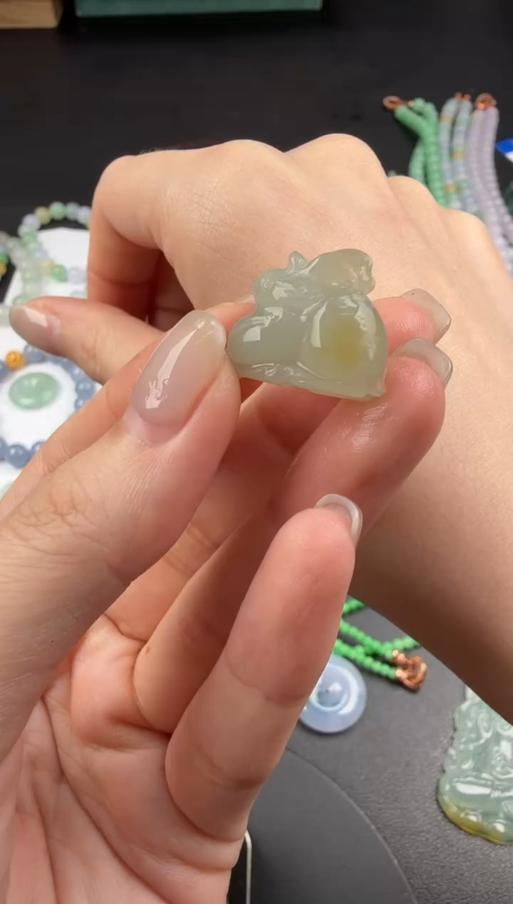 未镶嵌定制翡翠353-翡翠饰品毛货