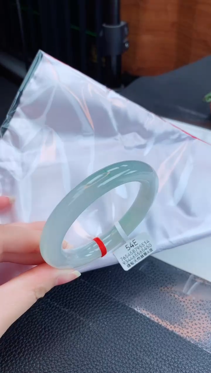 【闪购商品】翡翠手镯未镶嵌缅甸天然翡翠A货手镯
