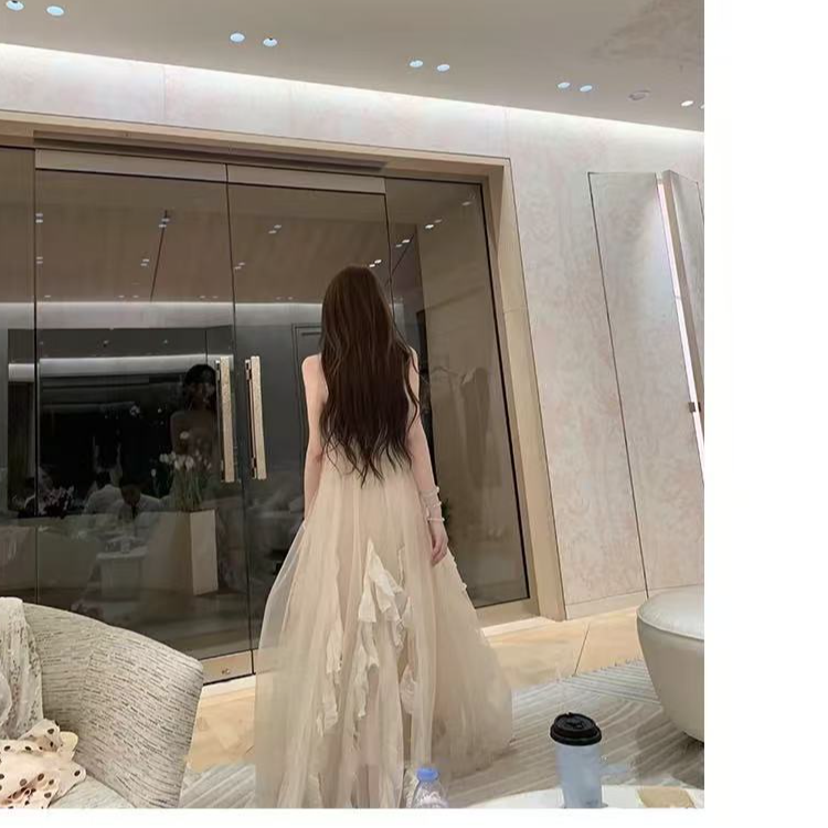 梦梦 MENGMENG｛枯木逢春 新款纯欲荷叶边吊带连衣裙}