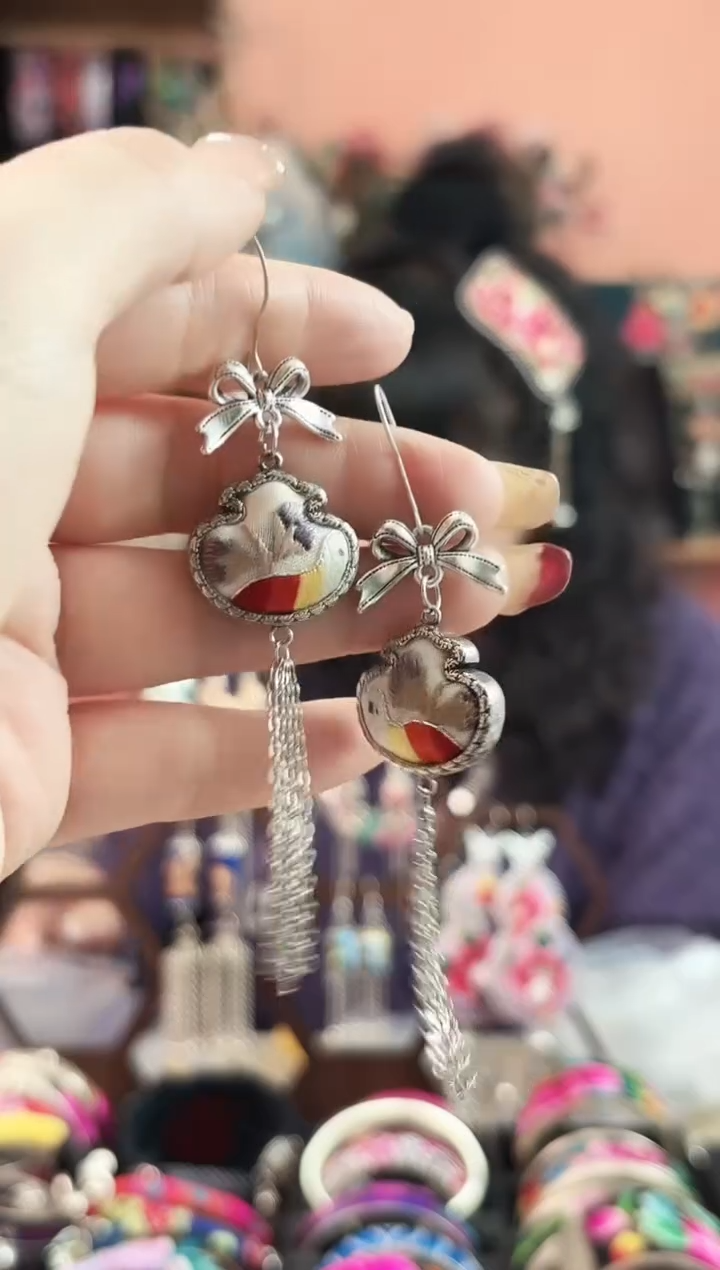 艺枝独绣手工饰品374