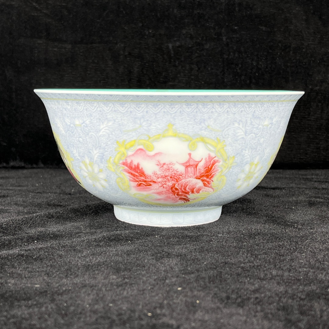  粉彩扒花西洋人物纹碗