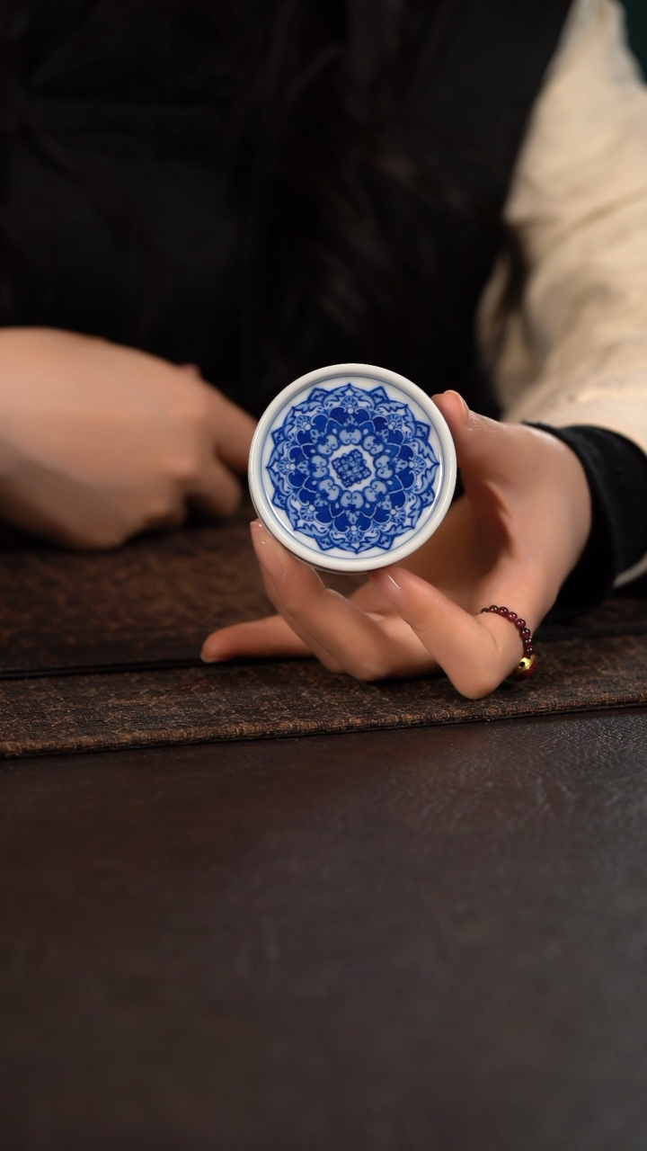 【闪购商品】杯仪贤堂唐宝相小圆饼盖置