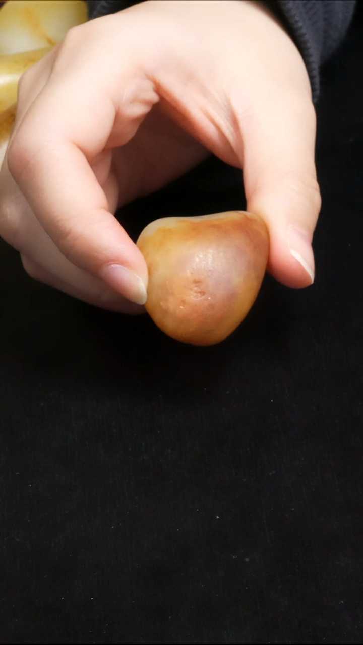 【闪购商品】和田玉吊坠(不含链)未镶嵌25.2克和田玉原石