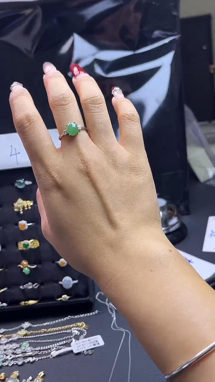 【闪购商品】翡翠戒指未镶嵌女款