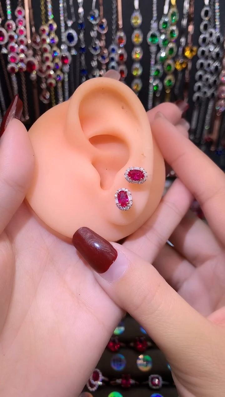 【闪购商品】红宝石耳饰银S925镶嵌玫瑰金46