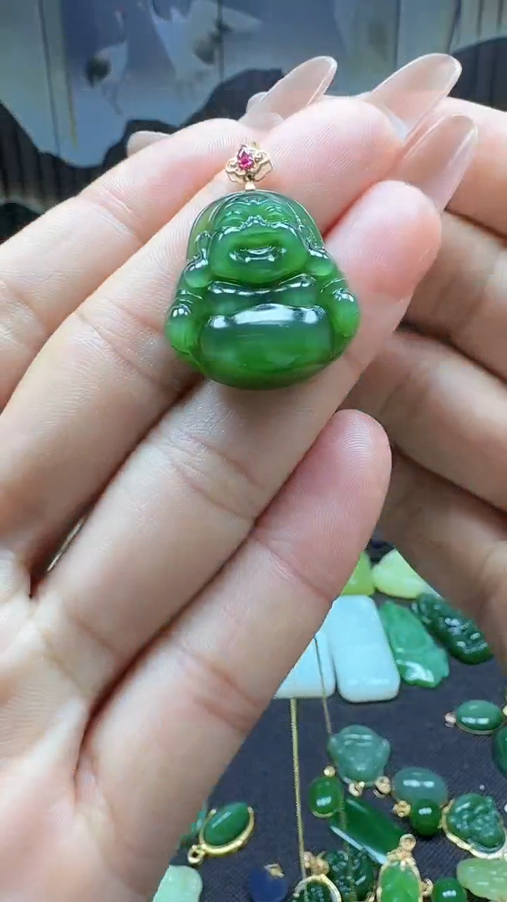 【闪购商品】和田玉挂件18K金镶嵌1
