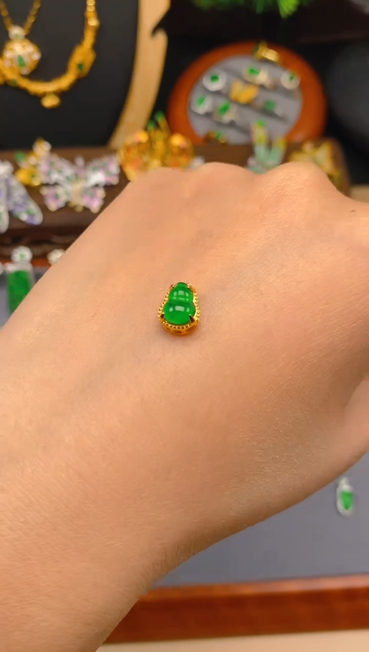 【闪购商品】翡翠吊坠(不含链)银S925镶嵌葫芦潘多拉