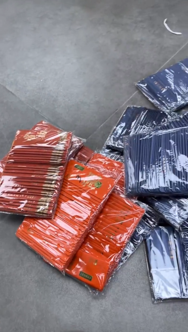 拼版多款品名清仓公版泡袋26包