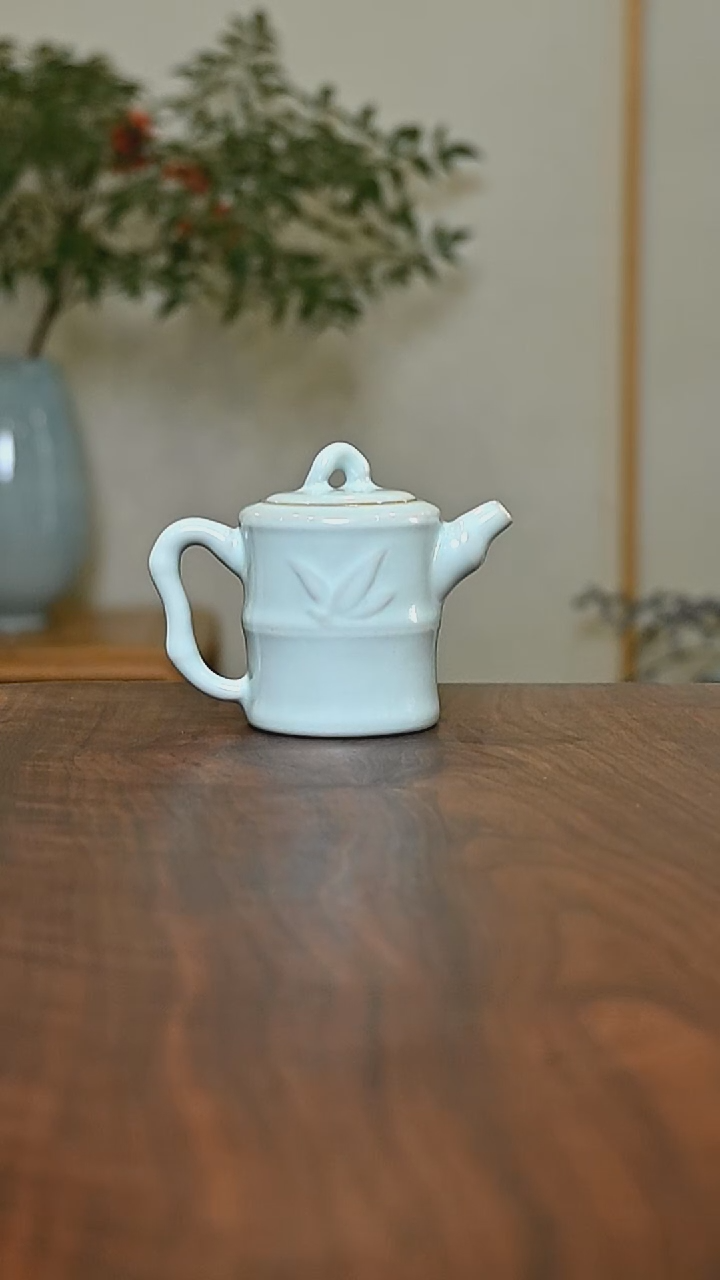 竹节壶 天青 微瑕 朱家汝窑款