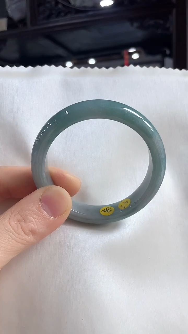 未镶嵌手镯翡翠56，8