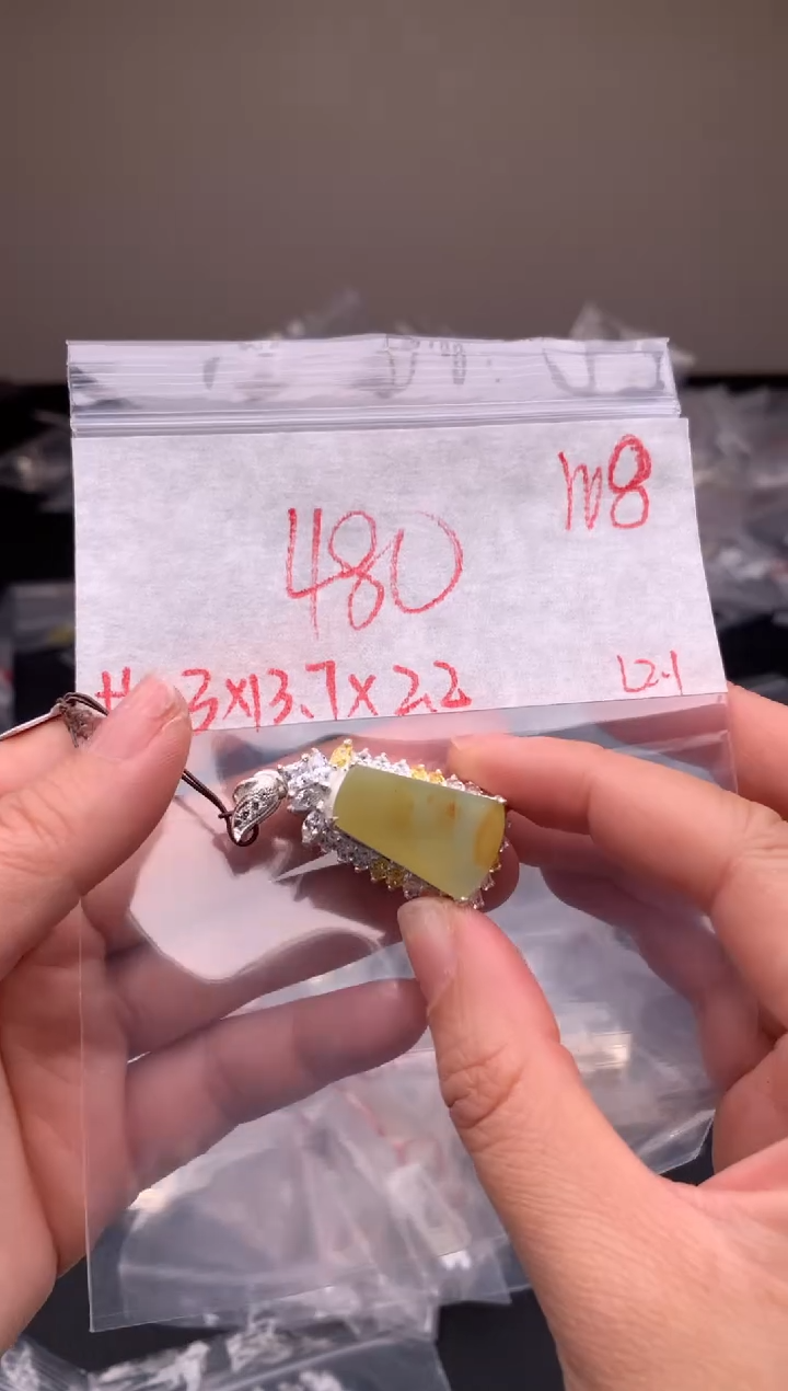 【闪购商品】定制翡翠未镶嵌毛货需精细抛光拍一发一