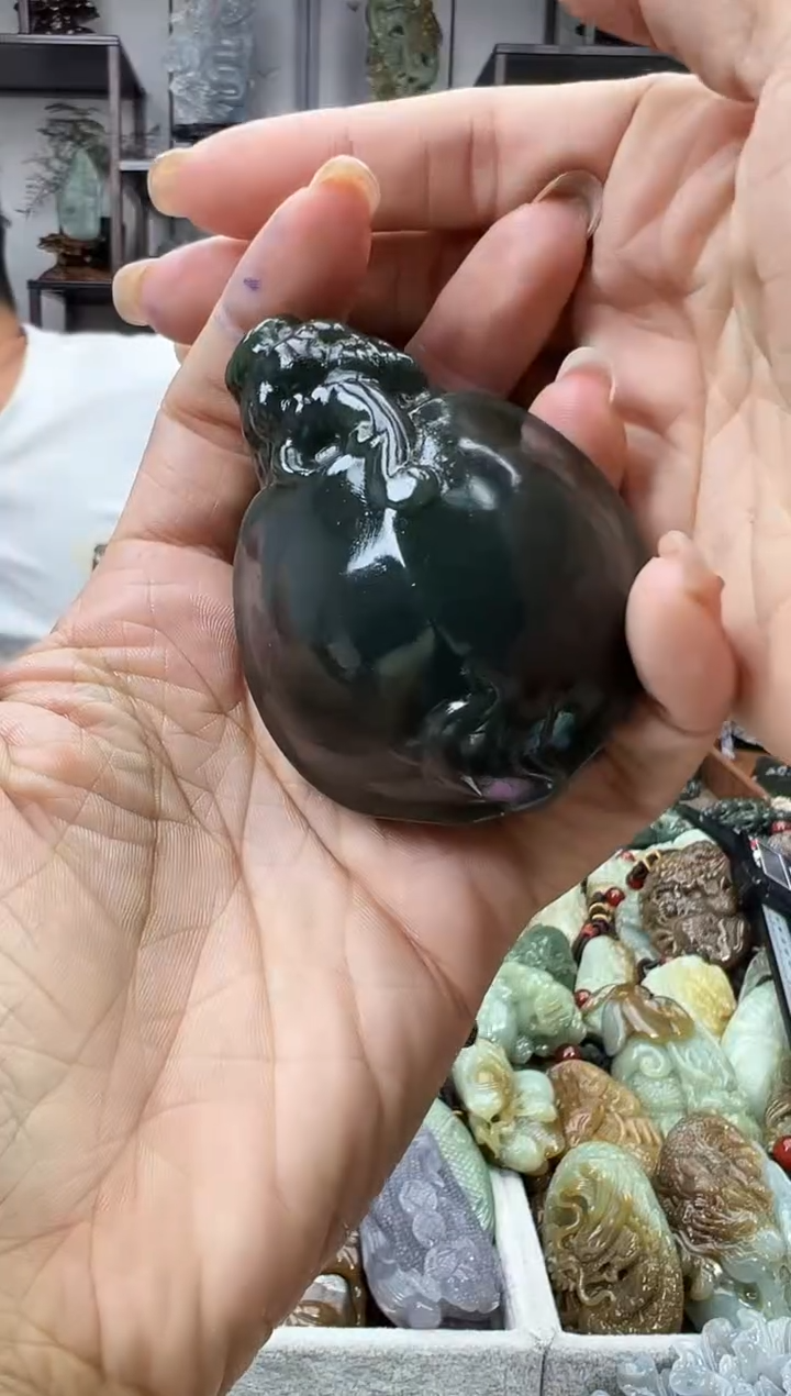 和田玉未镶嵌把件202